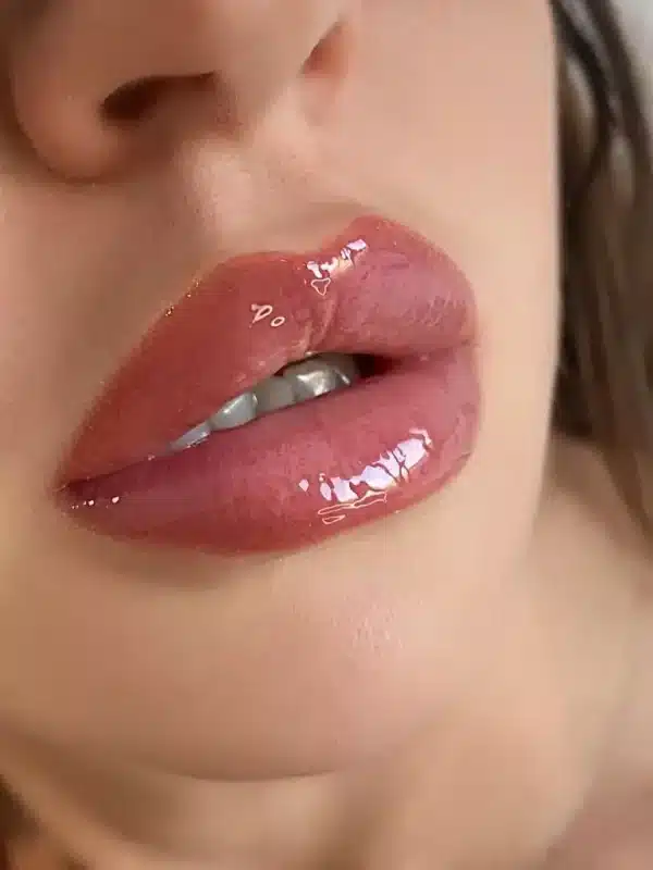 Photo exemple sur des lèvres de You Want My Lips